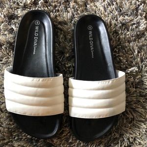 Wild Diva Slides NEW
